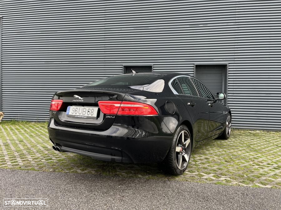 Jaguar XE 2.0 D Prestige Aut. - 5