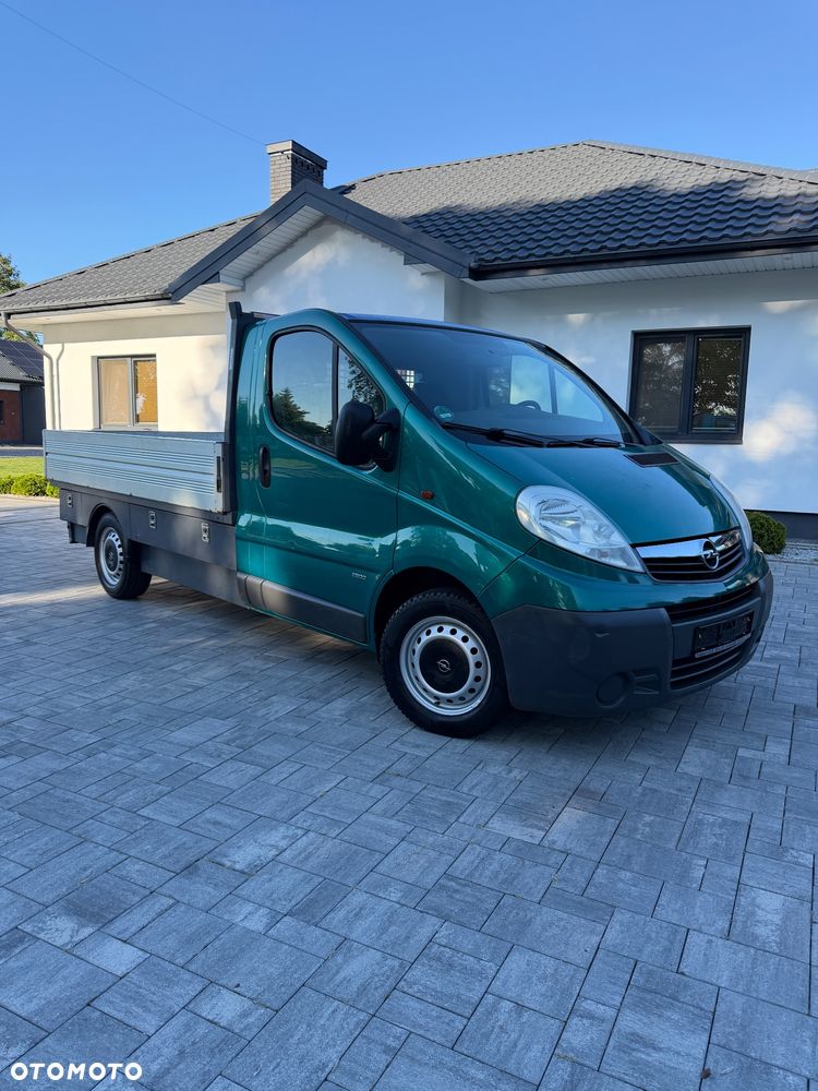 Opel Vivaro - 2