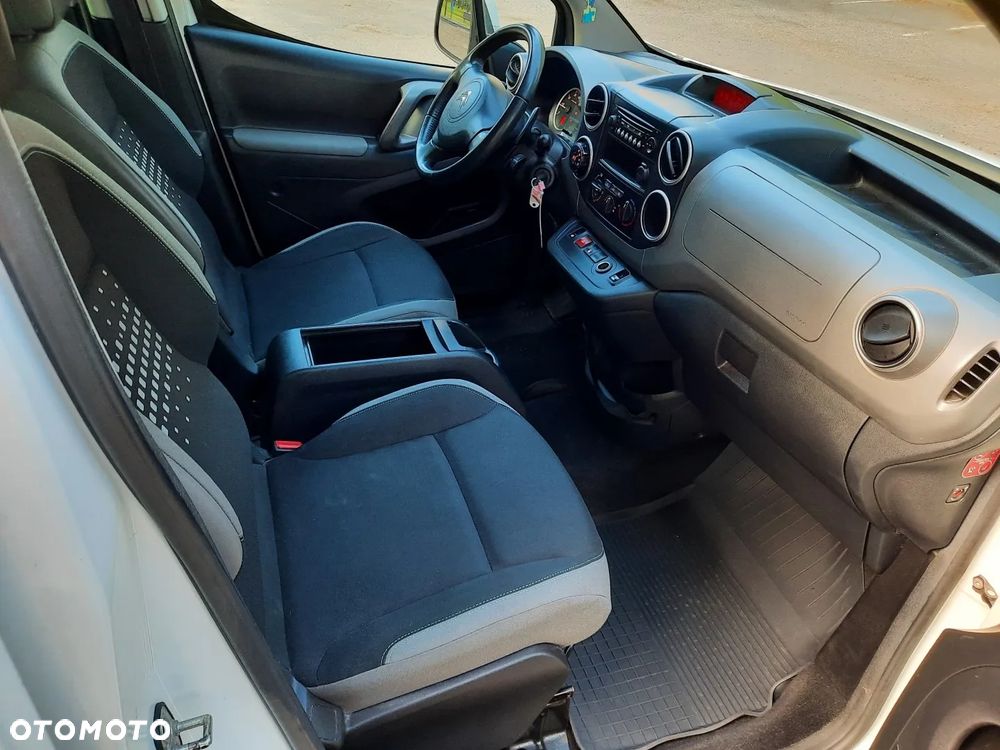 Citroën Berlingo Multispace BlueHDi 100 S&S ETG6 90 Jahre - 19