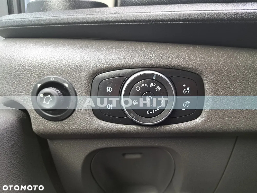 Ford Transit - 20