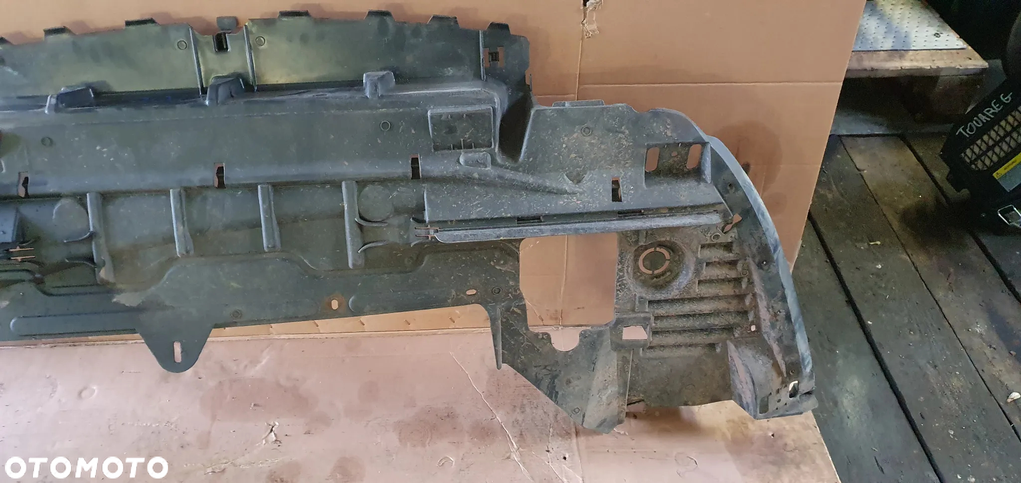 Osłona płyta pod zderzak przód Citroen C5 III 9688137680 9688137380 - 3