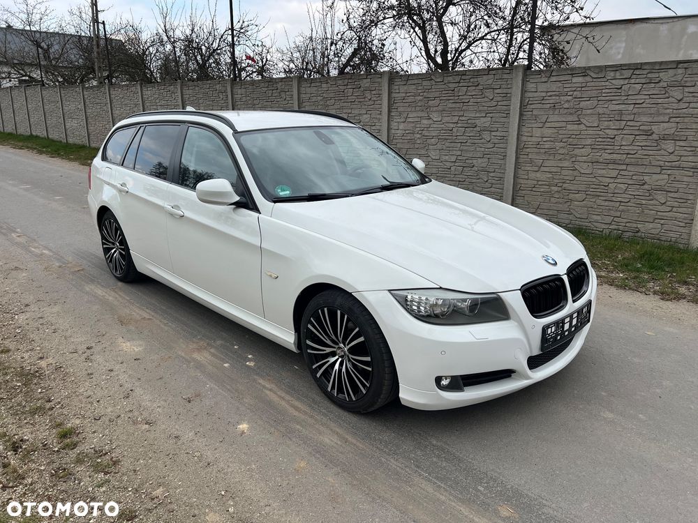 BMW Seria 3 318i Edition Lifestyle - 1
