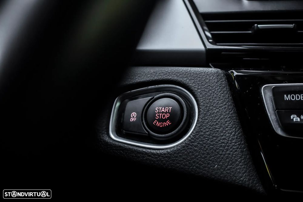 BMW 216 Active Tourer d Advantage - 23