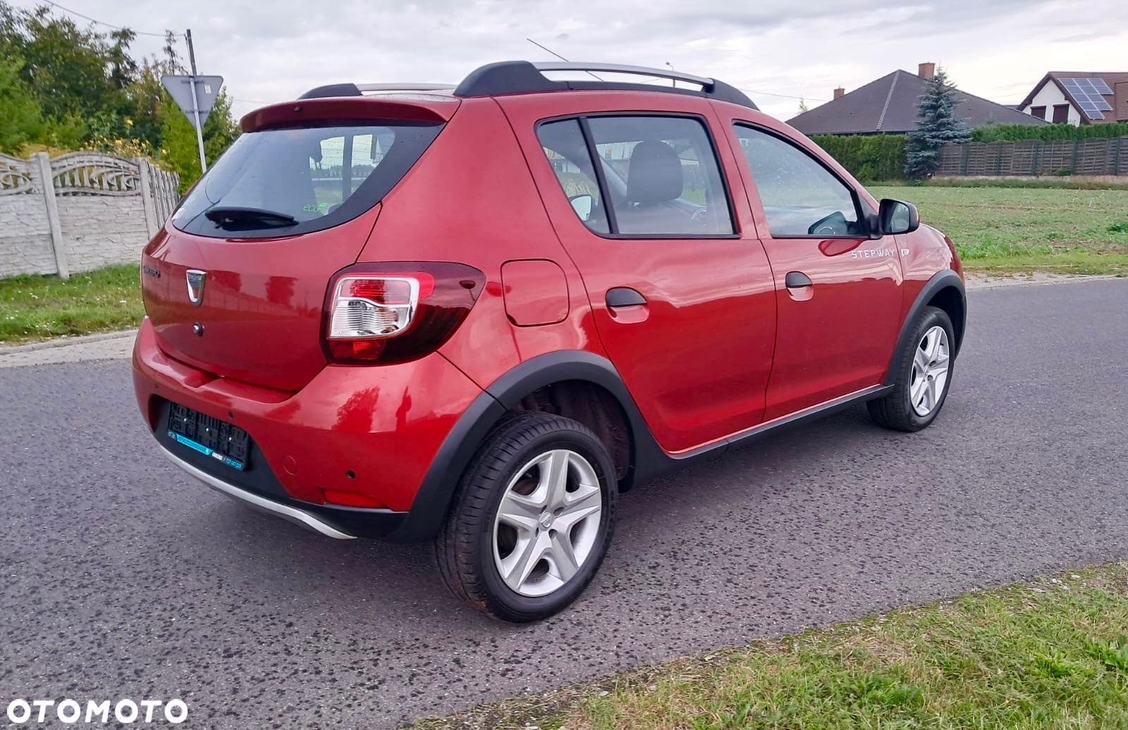 Dacia Sandero Stepway 1.5 dCi Laureate S&S - 4