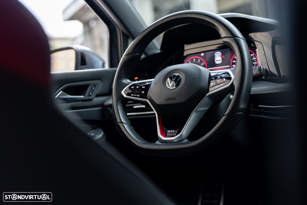 VW Golf 2.0 TSI OPF DSG GTI - 25