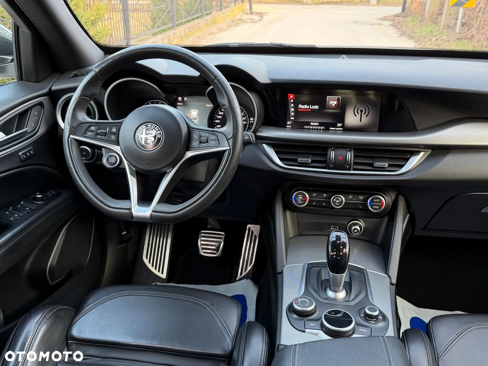 Alfa Romeo Stelvio 2.0 Turbo B-Tech Edition Q4 - 9