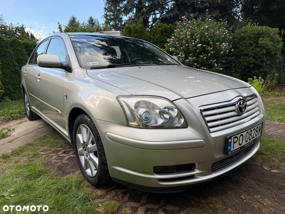 Toyota Avensis 1.8 VVT-i Sol - 25