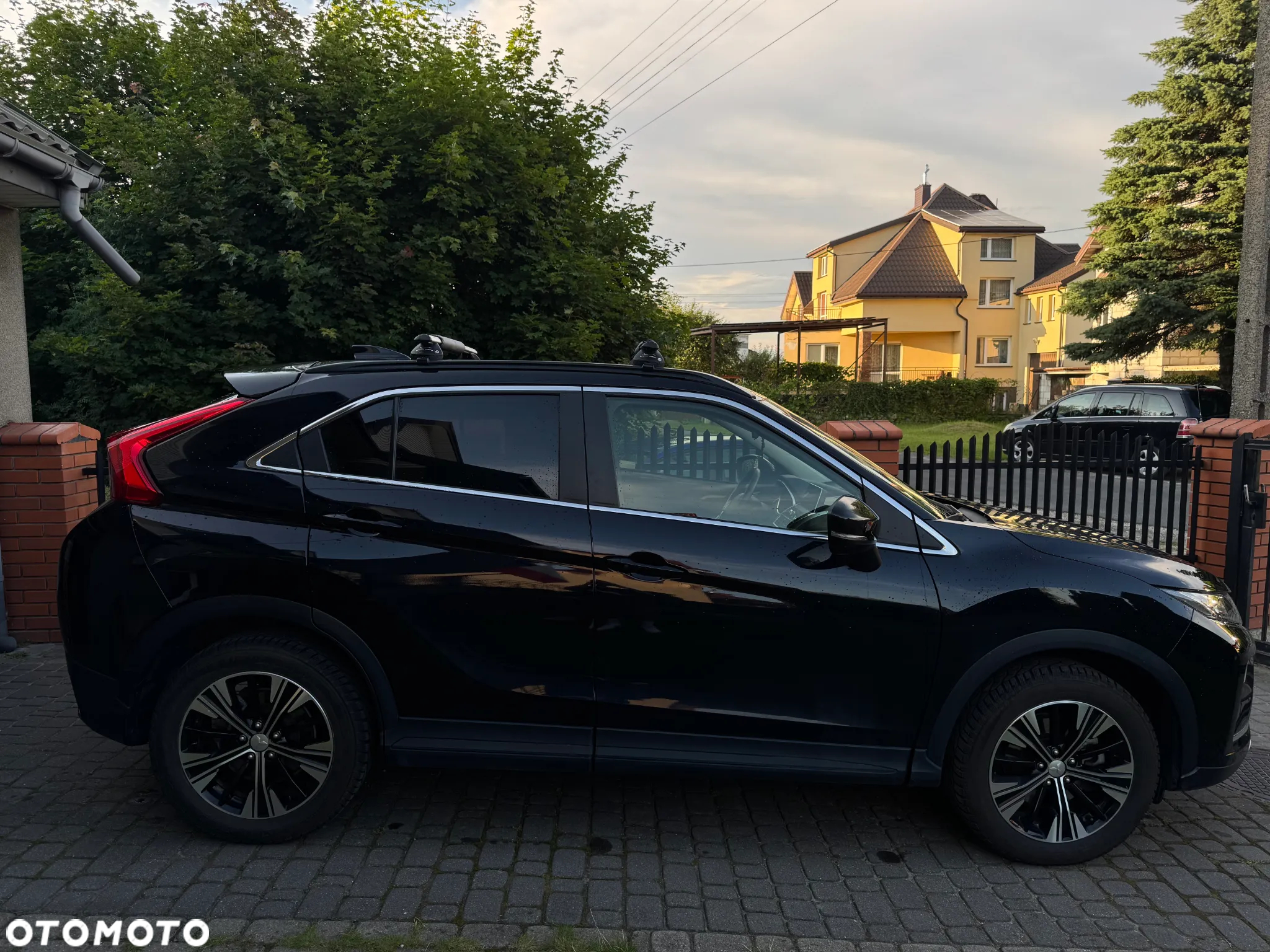 Mitsubishi Eclipse Cross 1.5 T Intense - 3