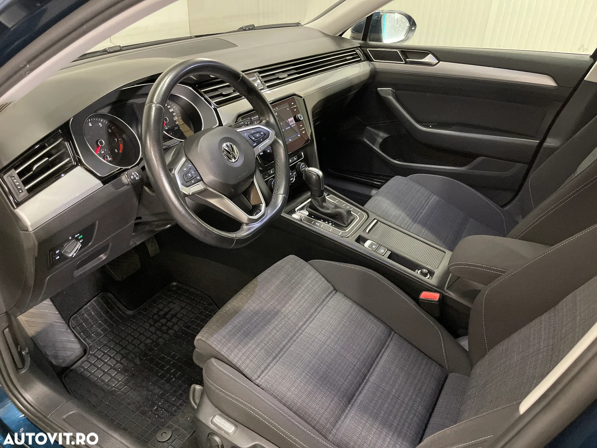 Volkswagen Passat 1.5 TSI ACT DSG Comfortline - 5