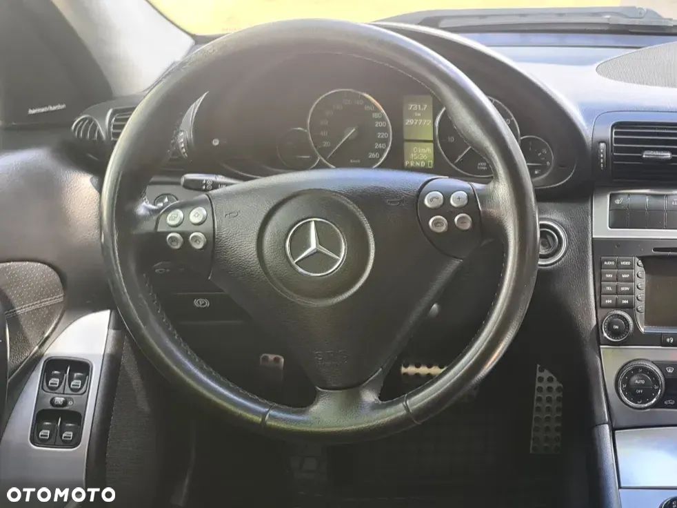 Mercedes-Benz Klasa C 200 Kompressor Automatik Avantgarde Sport Edition + - 15