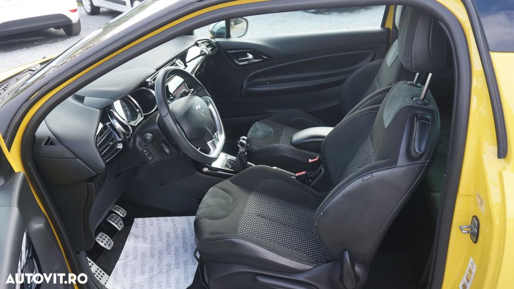 Citroën DS3 VTi 120 SoChic - 6