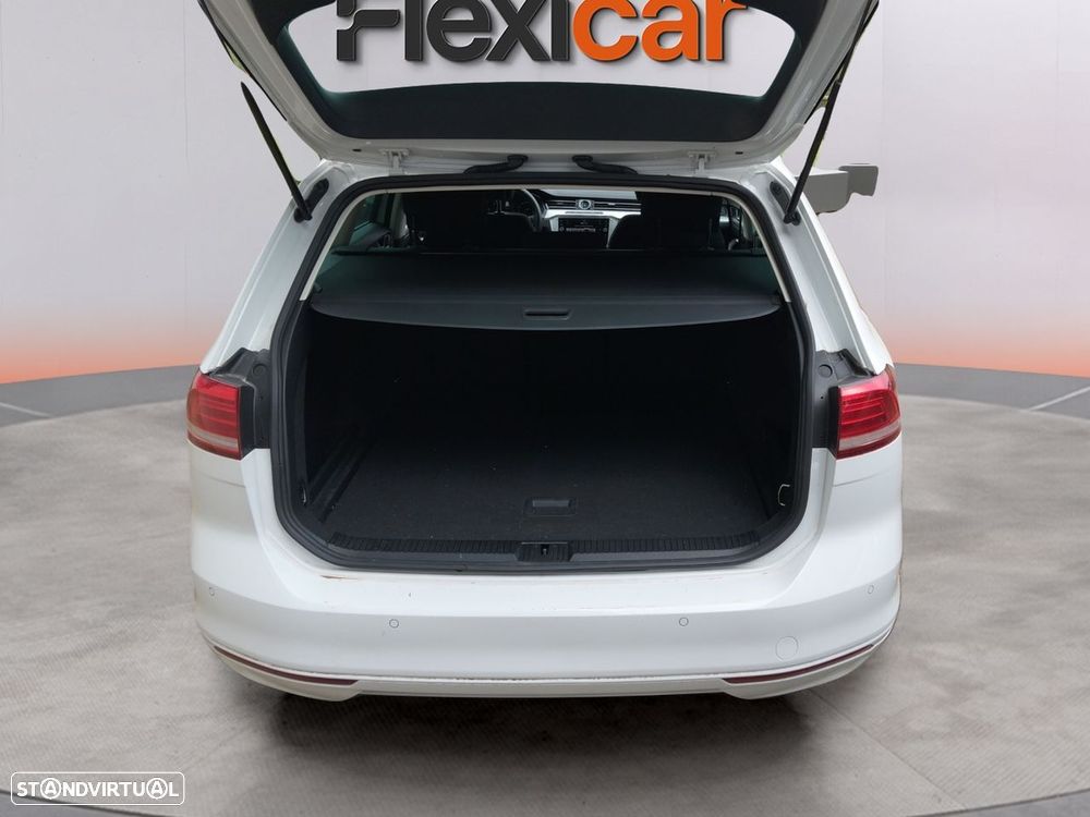 VW Passat Variant 2.0 TDI Confortline DSG - 6