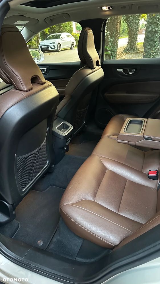 Volvo XC 60 D4 SCR Inscription - 6