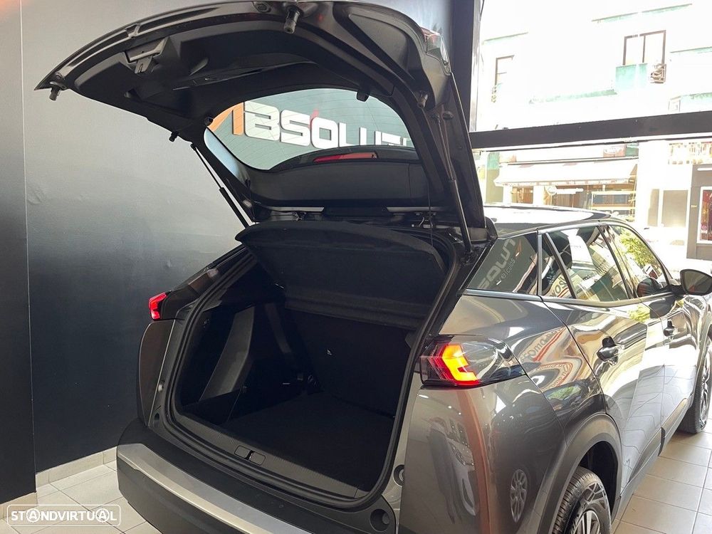 Peugeot 2008 1.5 BlueHDi Active Pack EAT8 - 38
