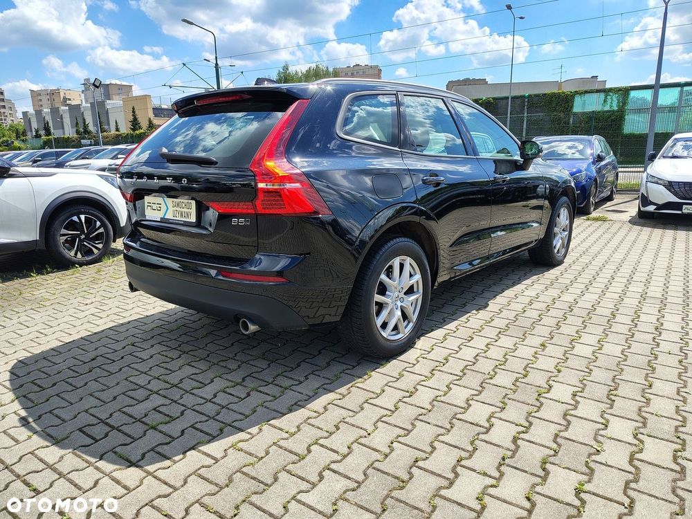 Volvo XC 60 B5 B AWD Momentum Pro - 5