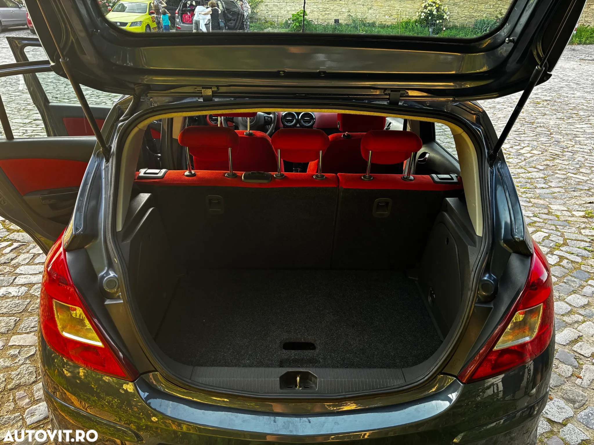 Opel Corsa - 11