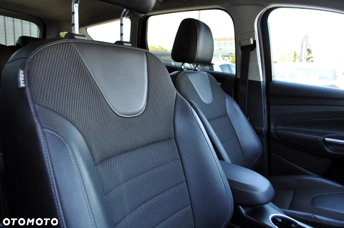 Ford Kuga 1.6 EcoBoost FWD Titanium ASS - 32