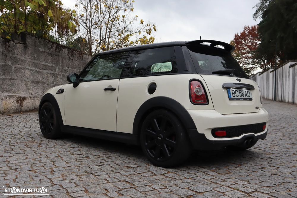 MINI 3 Portas Cooper S - 2