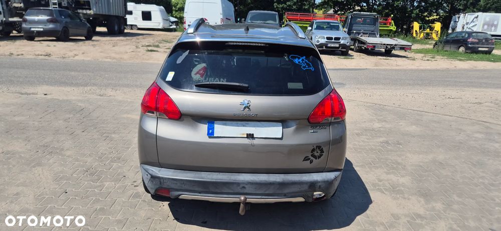 Peugeot 2008 - 10