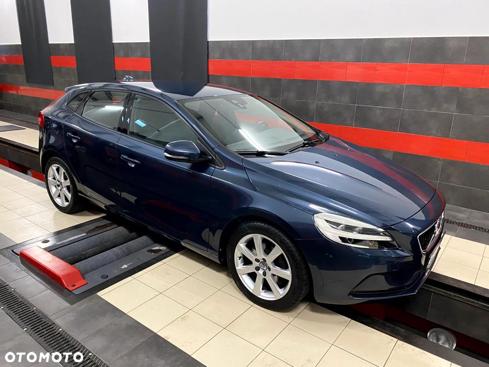 Volvo V40 T2 Drive-E Momentum - 5