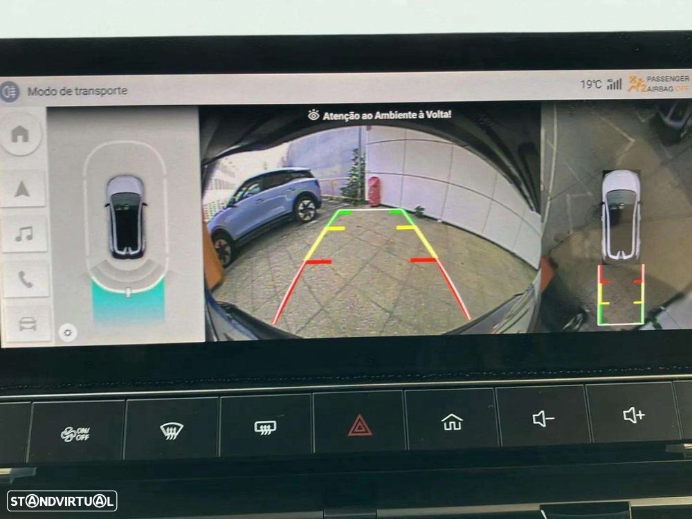 MG MG4 64 kWh Luxury - 11