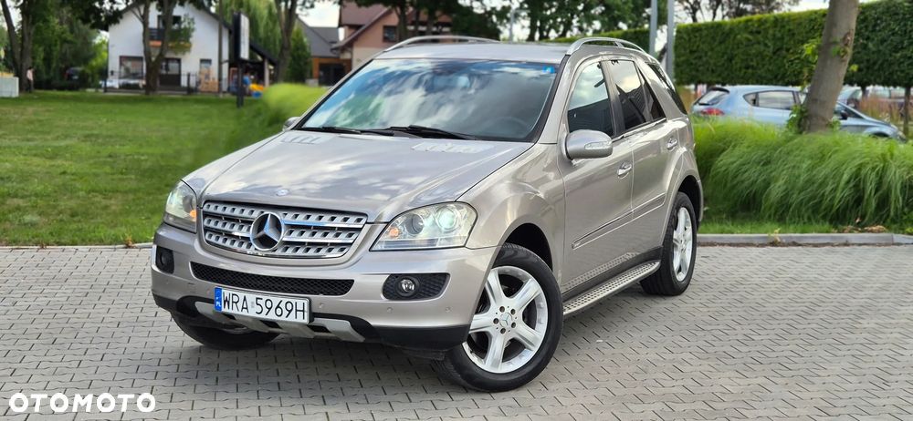 Mercedes-Benz ML 320 CDI 4Matic 7G-TRONIC Edition 10 - 22