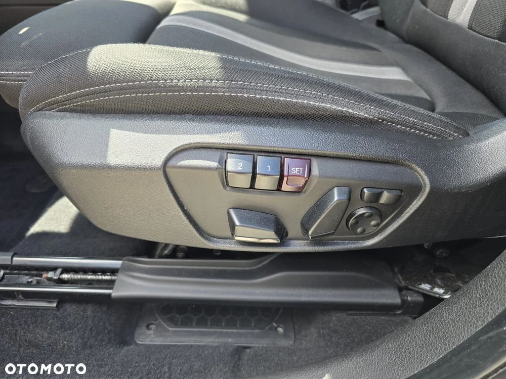 BMW Seria 2 218d GT xDrive Advantage - 25