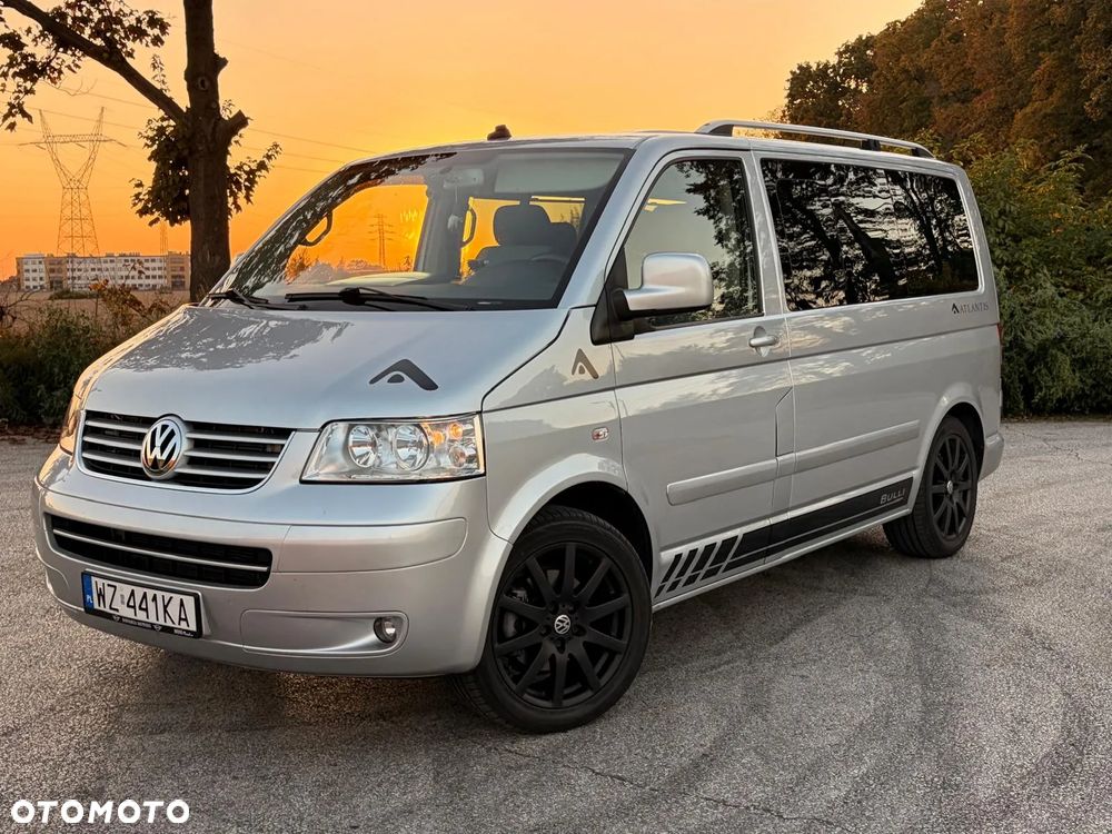Volkswagen Multivan - 1