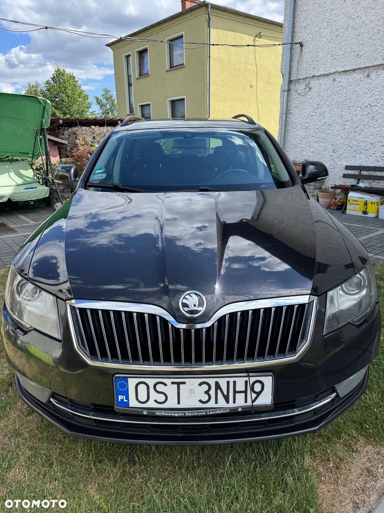 Skoda Superb 2.0 TDI DSG Ambition - 3