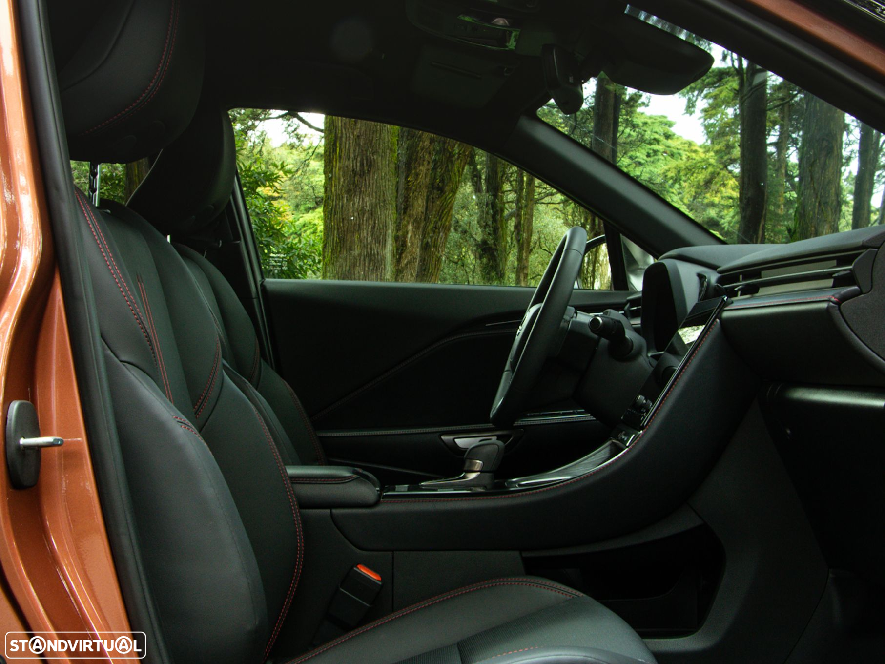 Lexus LBX Emotion - 12
