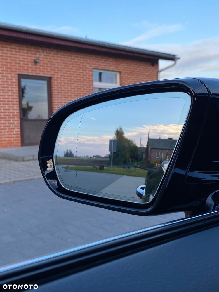 Mercedes-Benz Klasa E 220 d 9G-TRONIC - 25