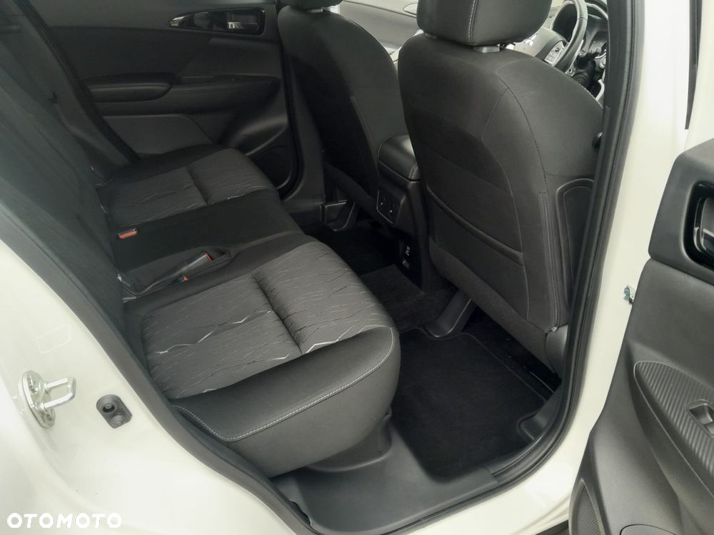 Mitsubishi Eclipse Cross - 16