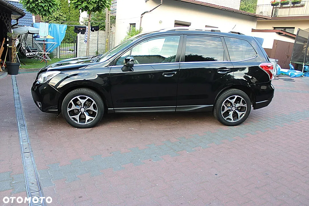 Subaru Forester 2.0XT Platinum Lineartronic - 8
