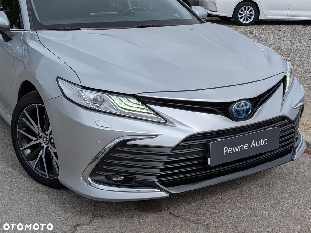 Toyota Camry 2.5 Hybrid Executive CVT - 12