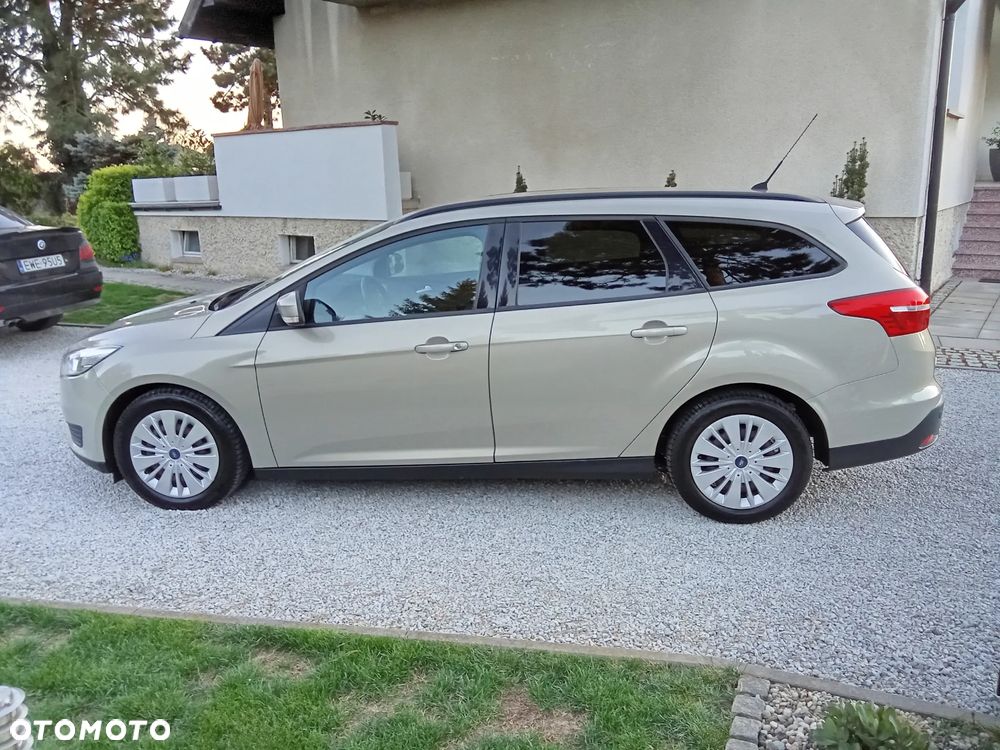 Ford Focus 1.0 EcoBoost Edition - 12