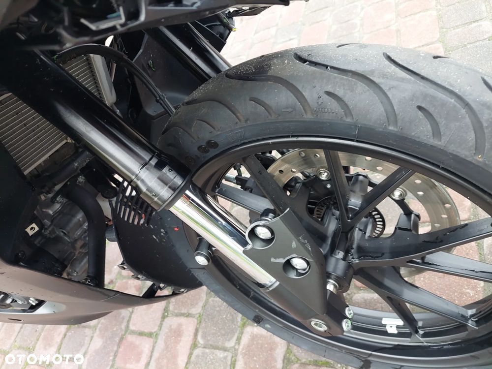 Yamaha YZF - 15