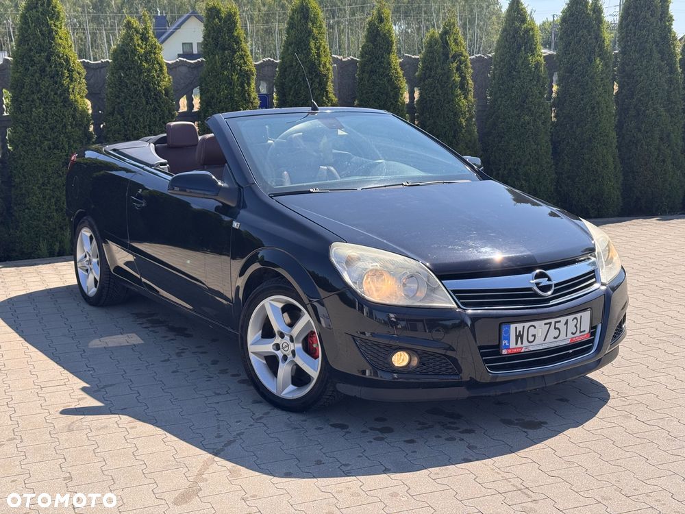 Opel Astra 1.6 Turbo Cosmo - 5