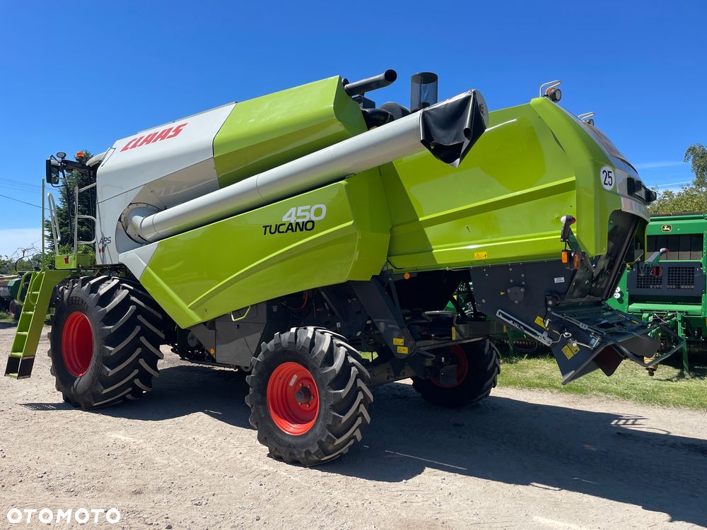 Claas Tucano 450 - 8