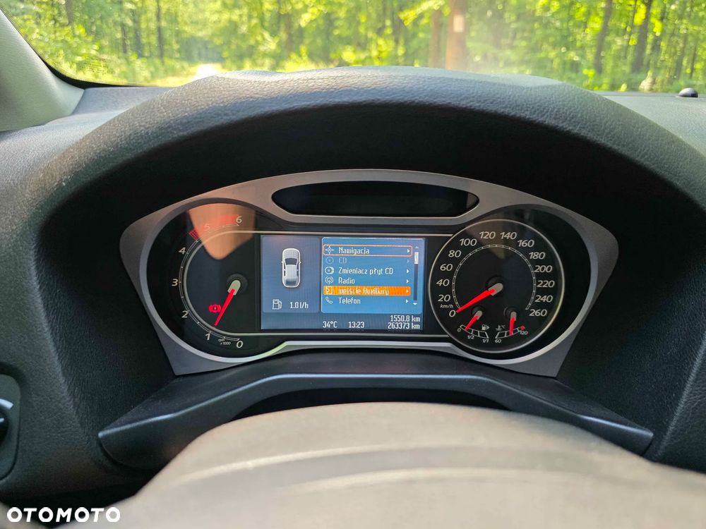 Ford Mondeo 1.8 TDCi Titanium - 12