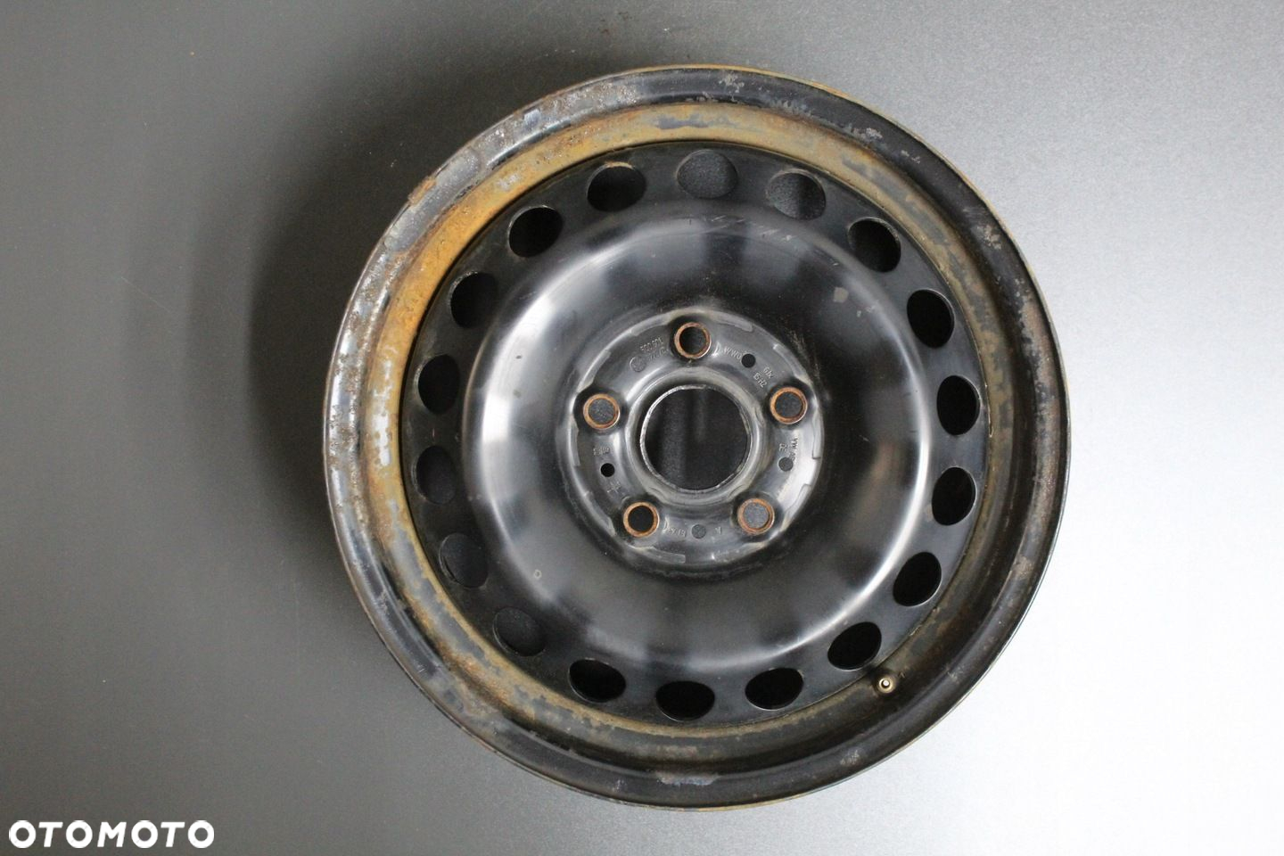 Felgi 15 5x112 Skoda Octavia II III F4648-35 - 4