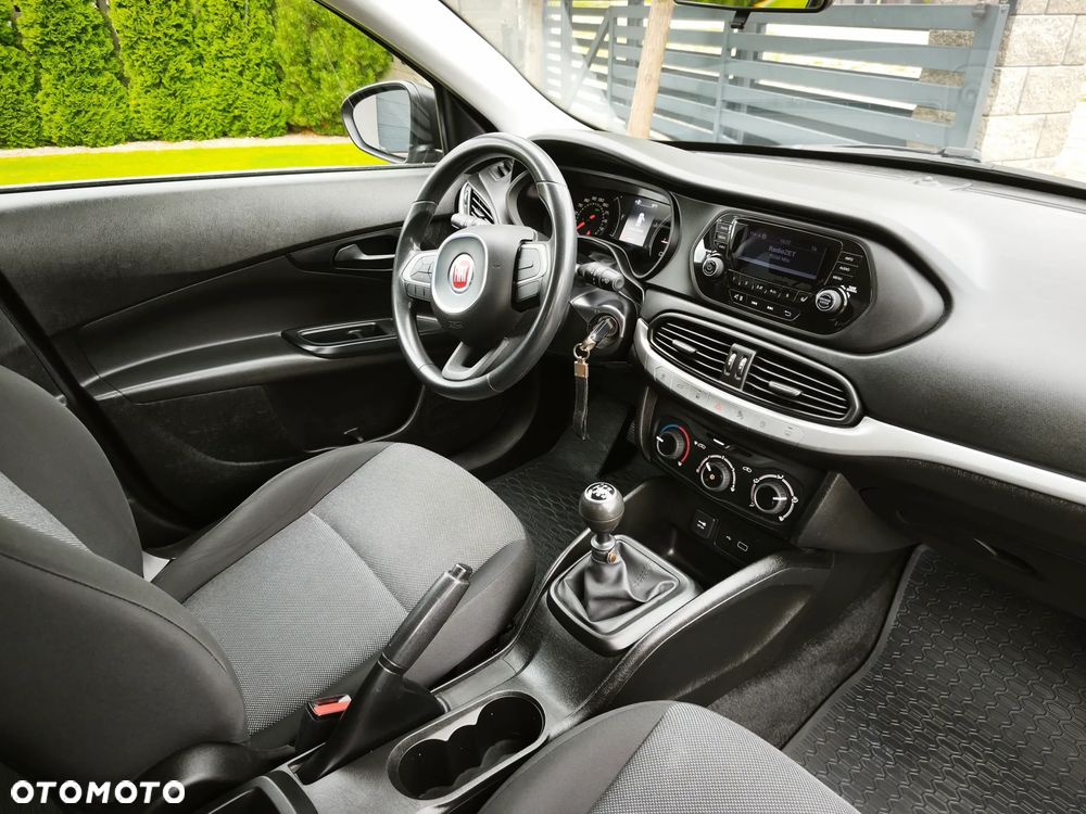Fiat Tipo 1.4 16v Pop EU6d - 10