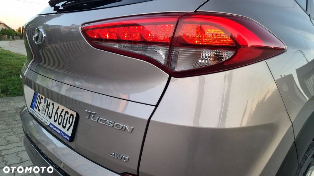 Hyundai Tucson 2.0 CRDi 4WD Automatik Passion Plus - 19