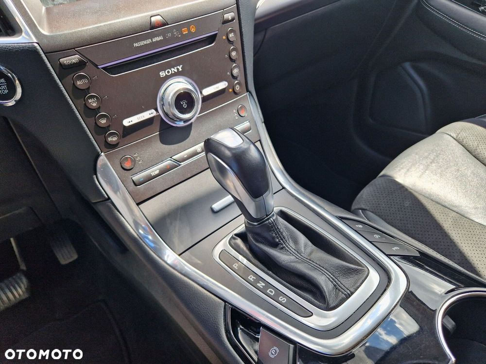 Ford S-Max 2.0 TDCi 4WD Titanium PowerShift - 19