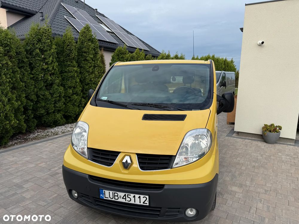 Renault trafic - 3