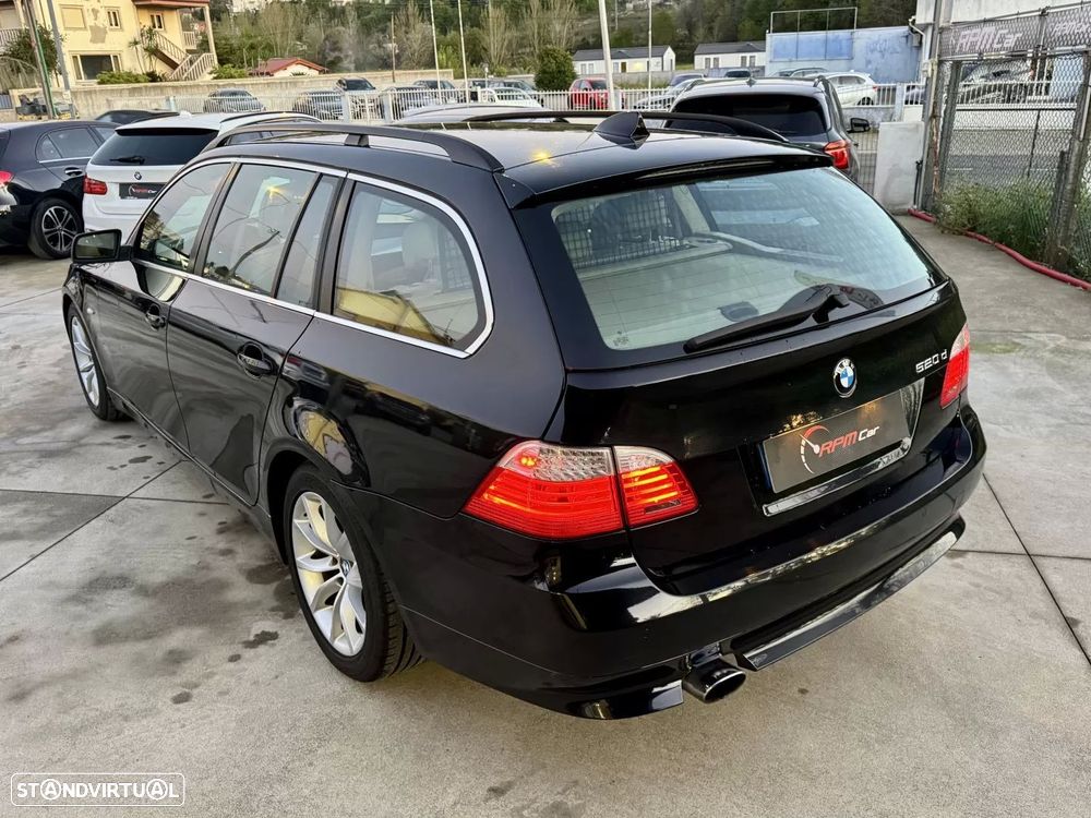 BMW 520 dA Executive - 15