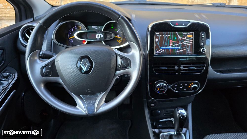 Renault Clio Sport Tourer - 13
