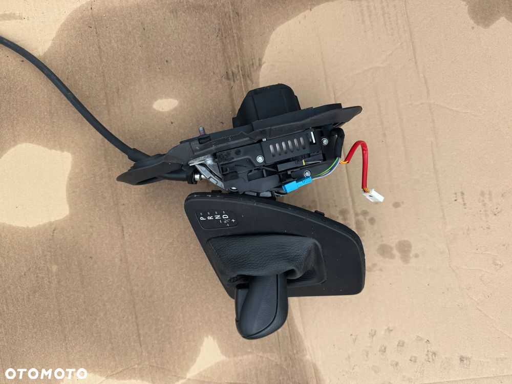 BMW E90 E87 E60 2.OD N47 WYBIERAK LEWAREK AUTOMAT - 2