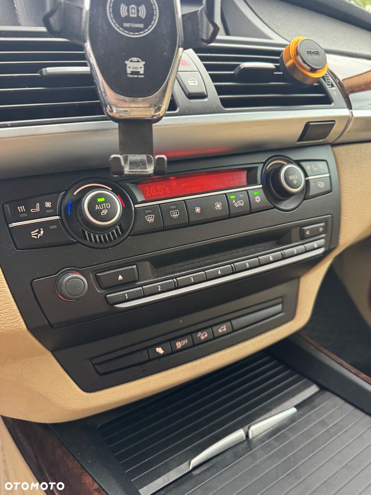 BMW X5 4.0d xDrive - 33