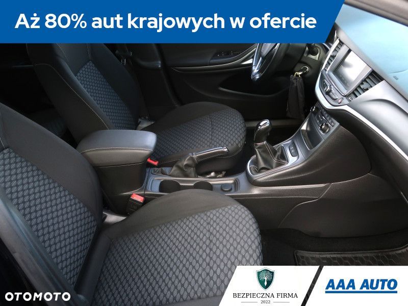 Opel Astra - 10