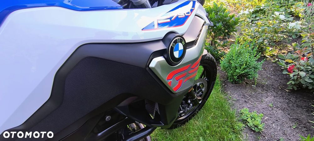 BMW F - 6